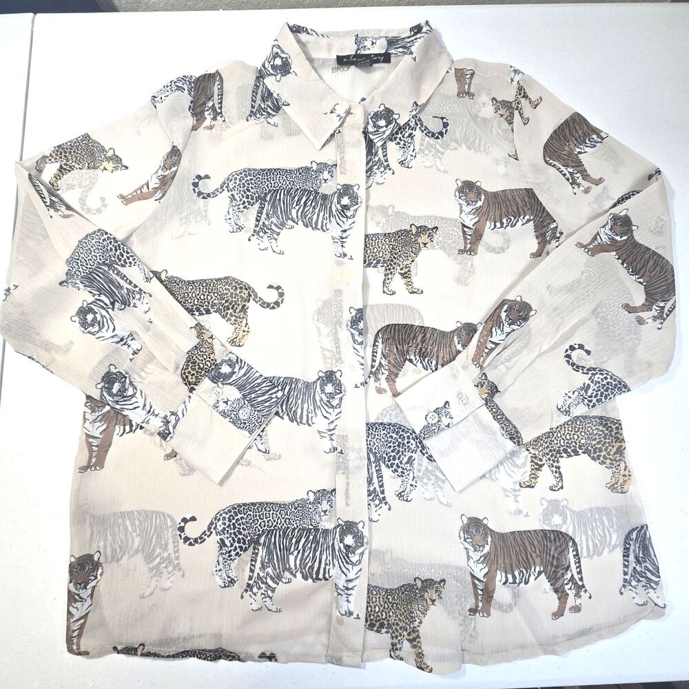 A Love Story Womens Size L Top Sheer Animal Print Hidden Button Down Jungle